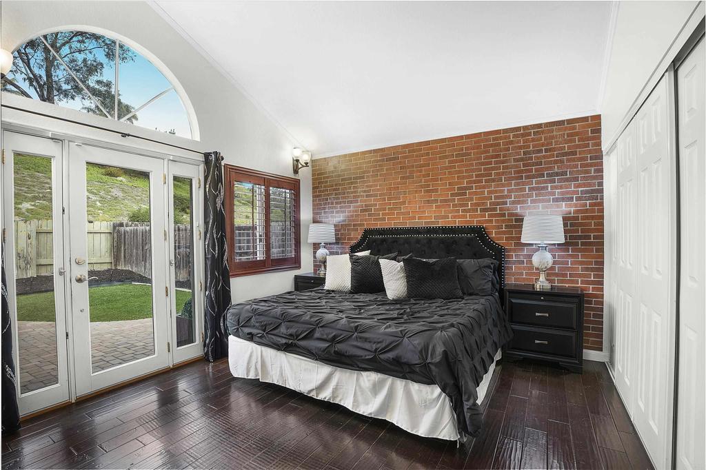 1826 Avenida Sevilla