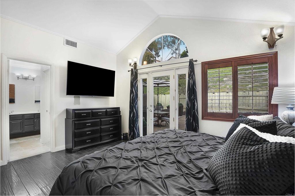 1826 Avenida Sevilla