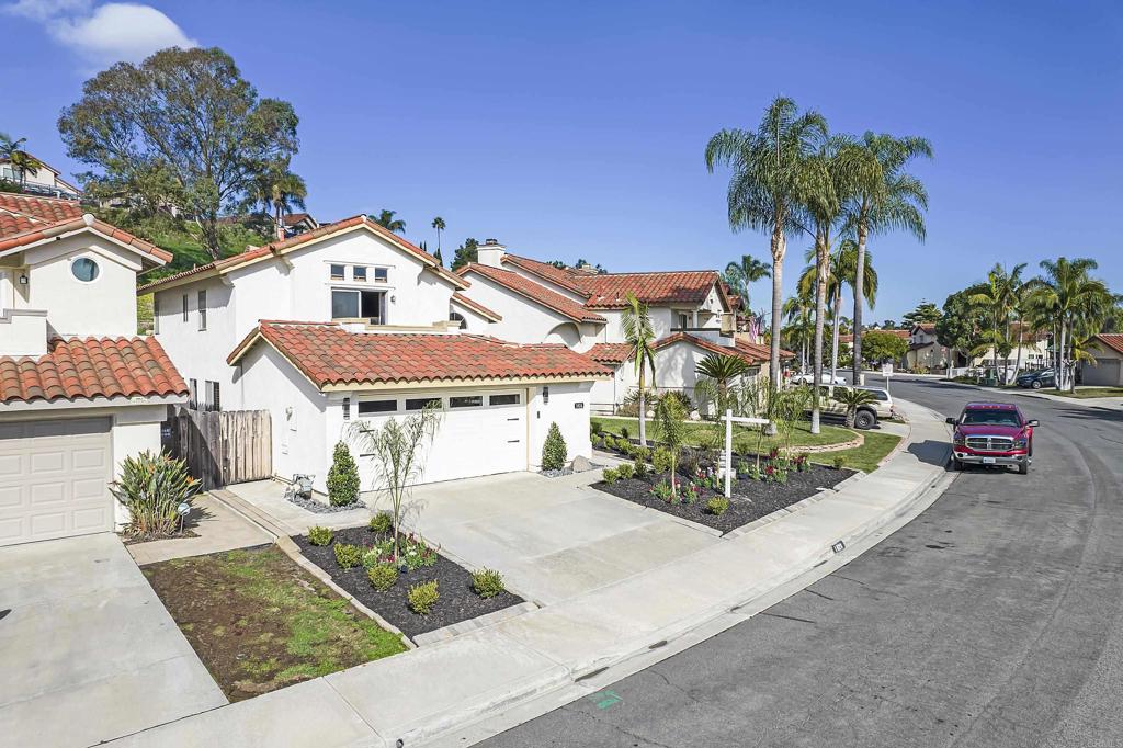 1826 Avenida Sevilla