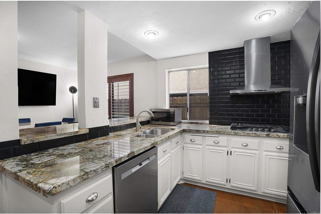 1826 Avenida Sevilla