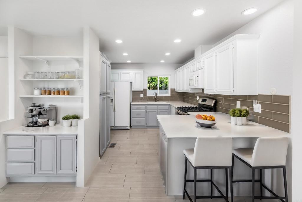 2010 W San Marcos Blvd 23