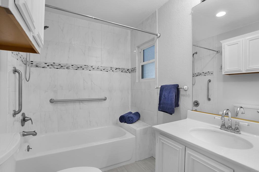 2010 W San Marcos Boulevard 23