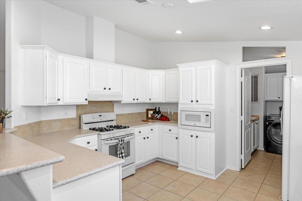 1930 W San Marcos Blvd 79