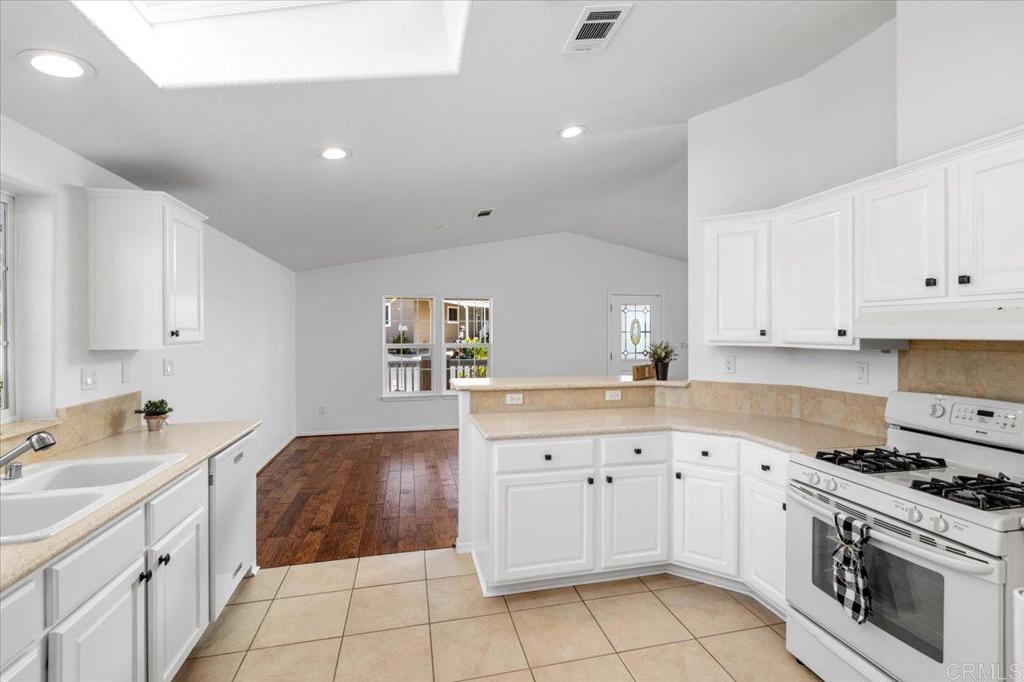 1930 W San Marcos Blvd 79