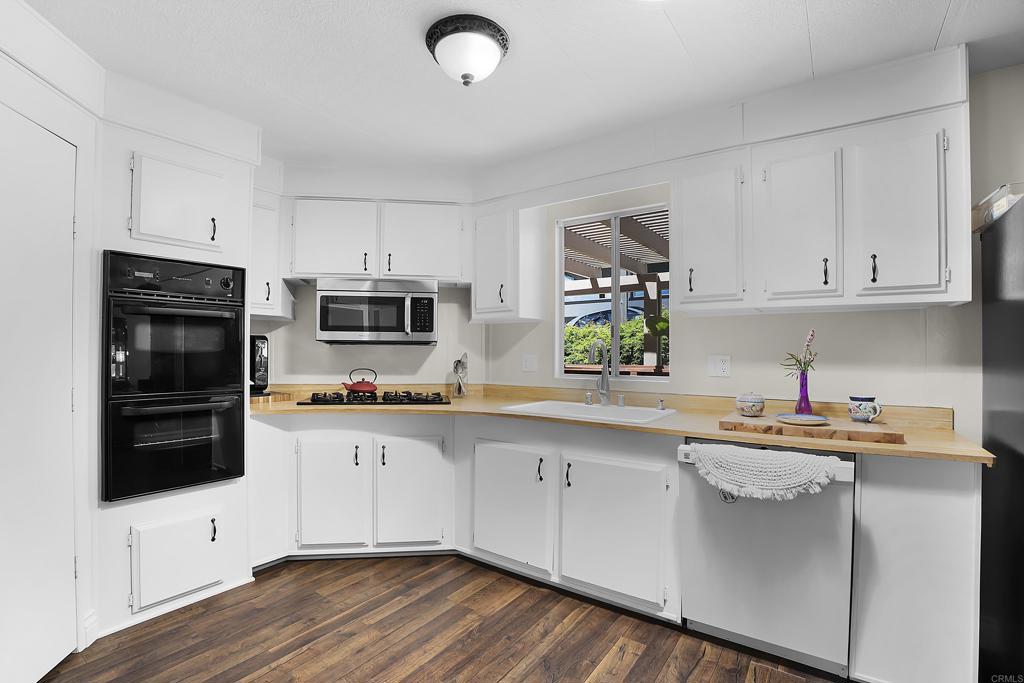 1930 W San Marcos Boulevard 352