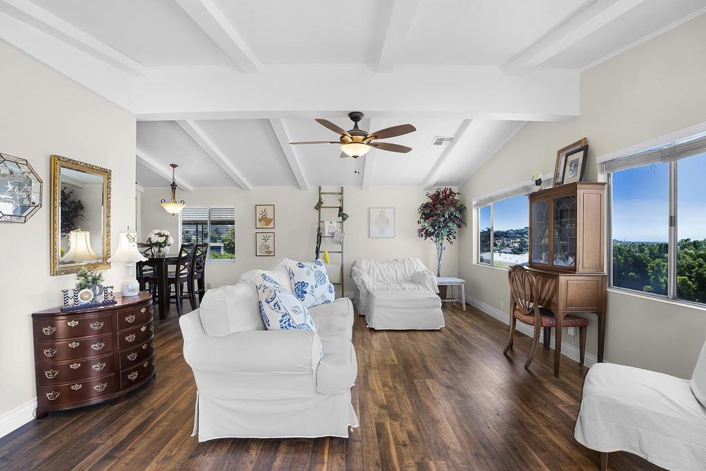 1930 W San Marcos Boulevard 352