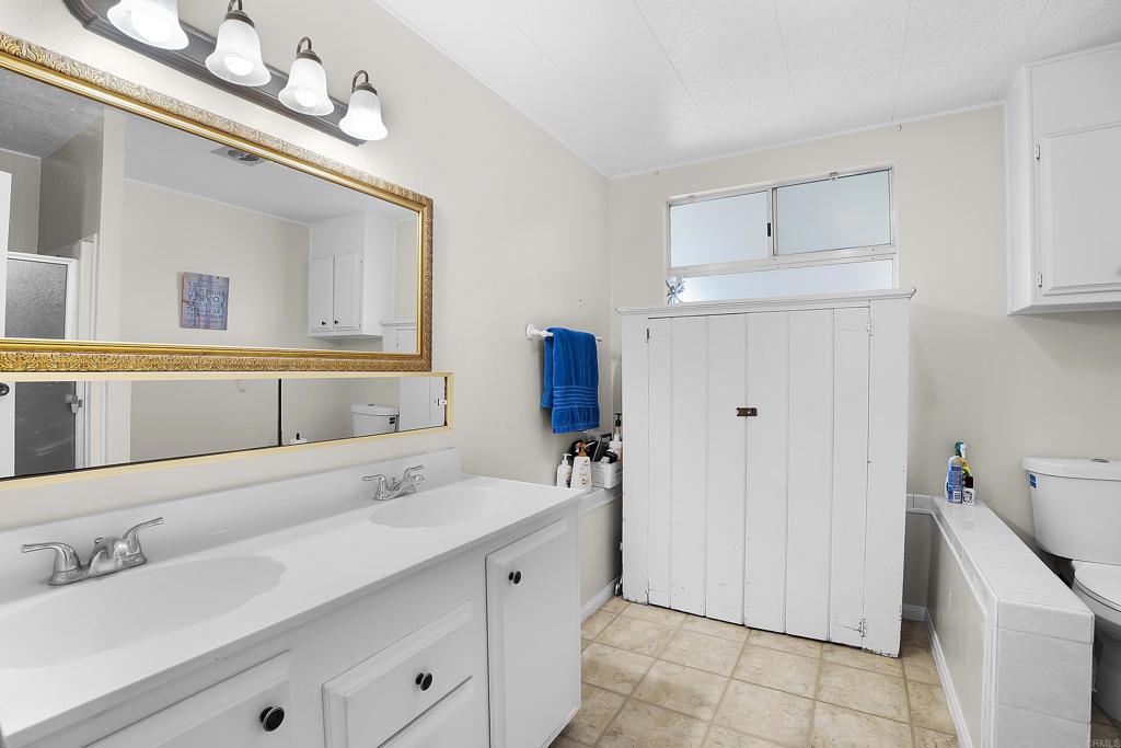 1930 W San Marcos Boulevard 352