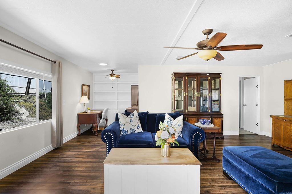 1930 W San Marcos Boulevard 352