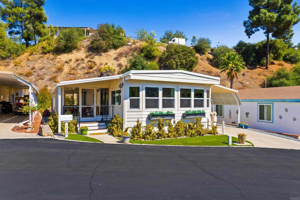 8975 Lawrence Welk Dr. 195