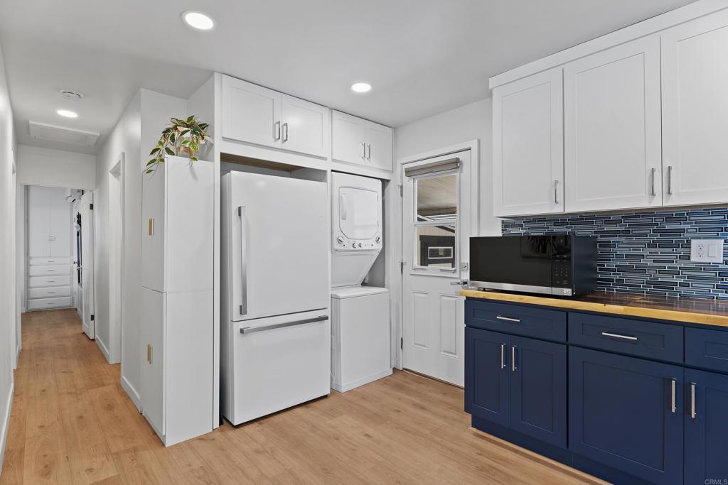 8975 Lawrence Welk Dr. 195