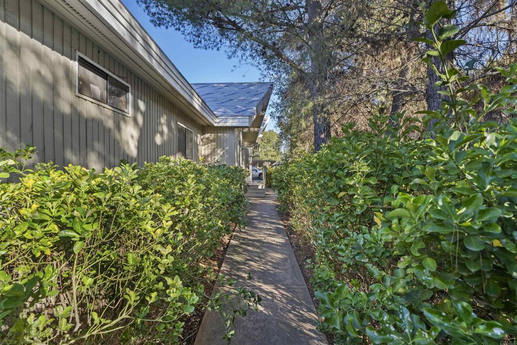 17959 Bluegrass Road