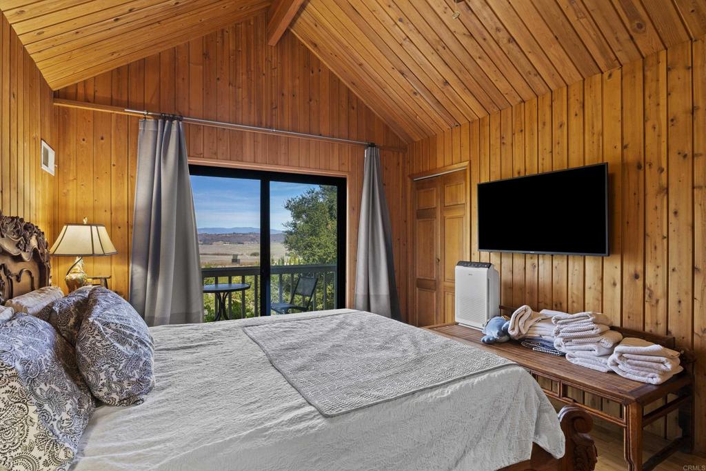 17959 Bluegrass Road