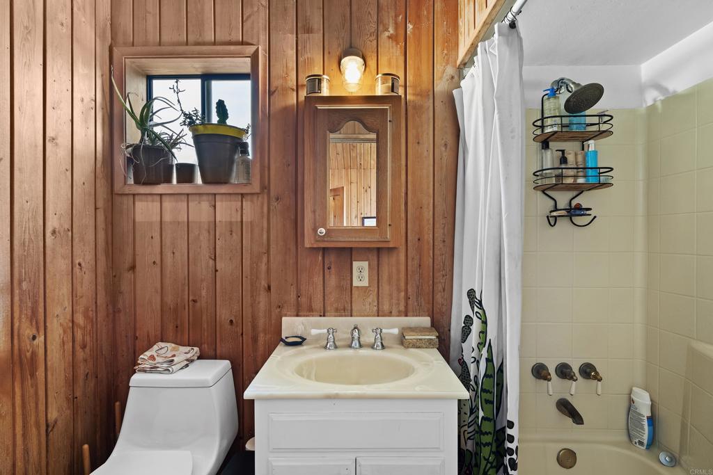 17959 Bluegrass Road