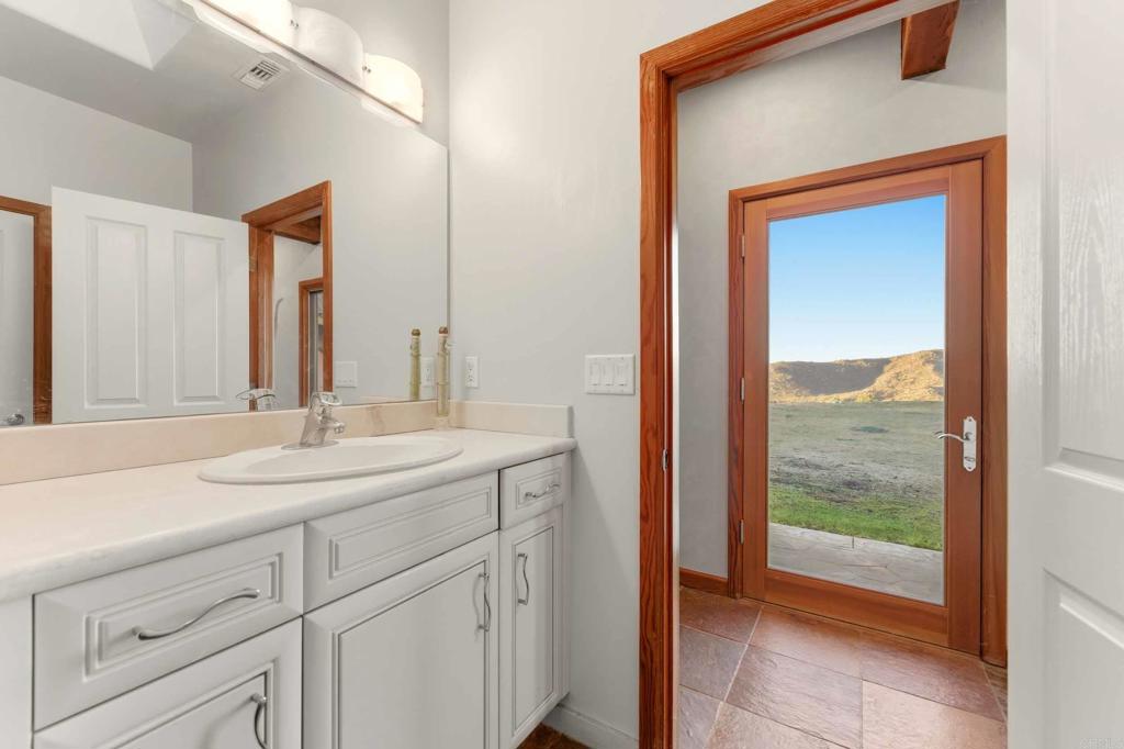 3592 Alta Loma Drive