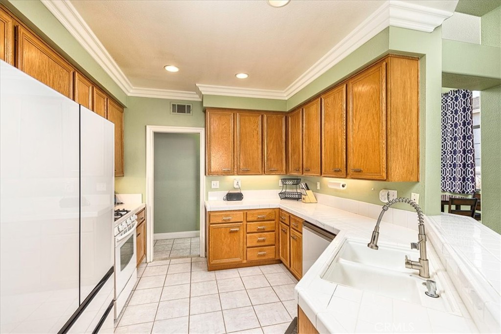 41114 Promenade Chardonnay