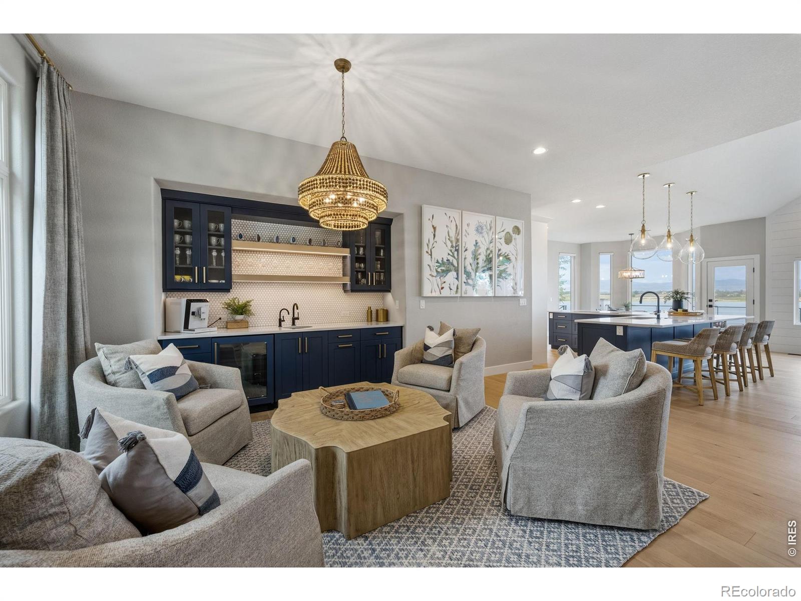 4739 Valley Oak Drive