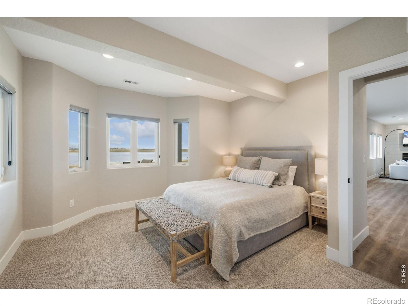 4739 Valley Oak Drive
