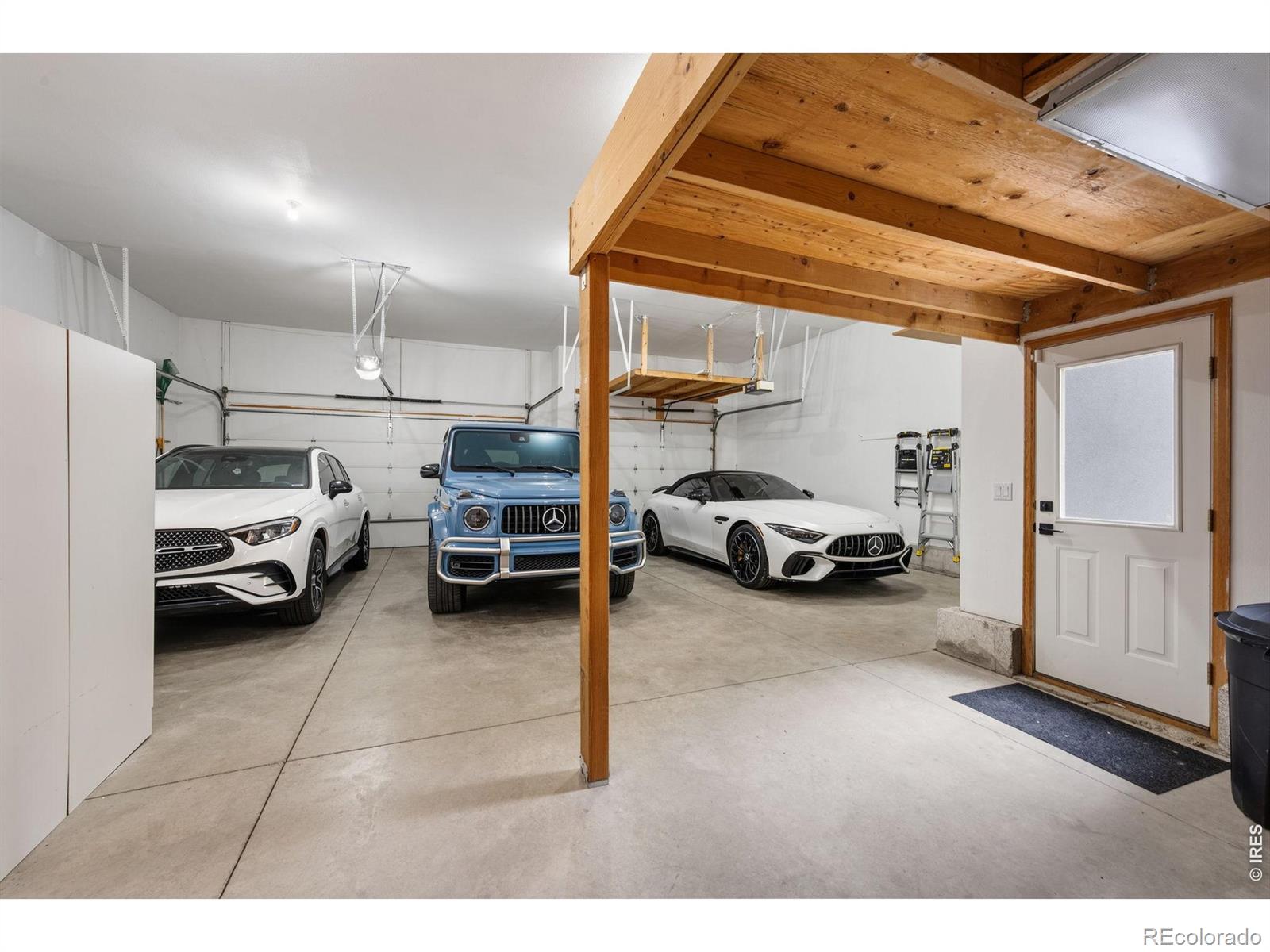 4739 Valley Oak Drive