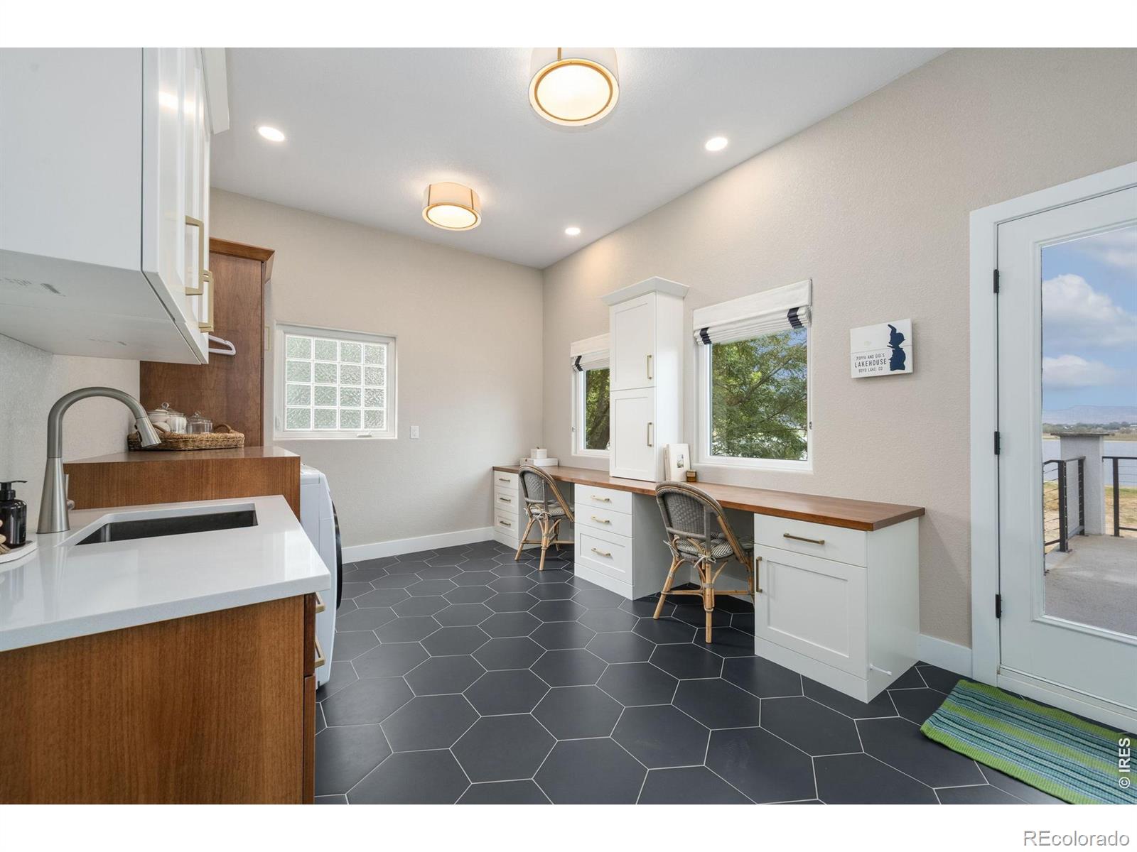 4739 Valley Oak Drive