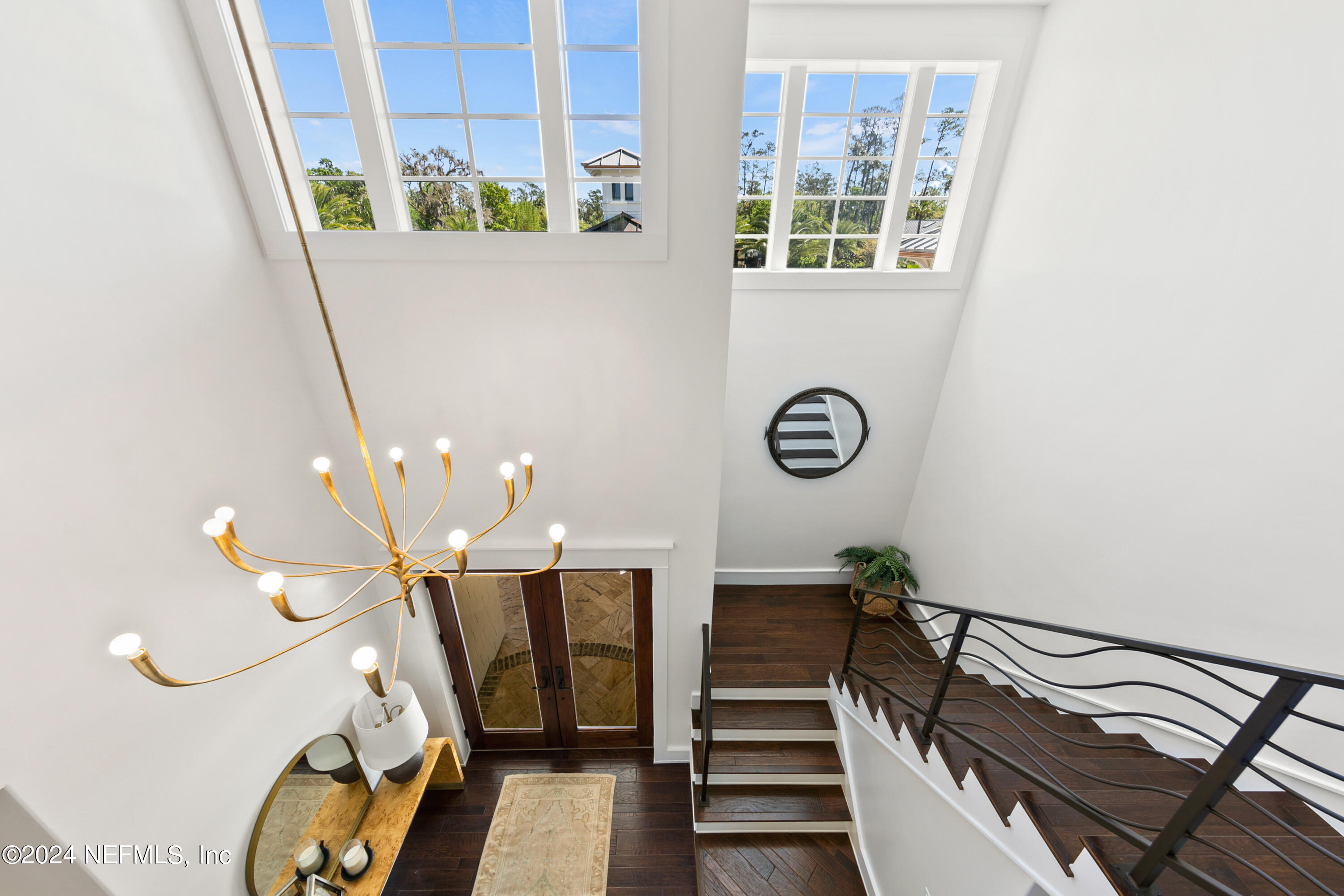 301 S ROSCOE Boulevard