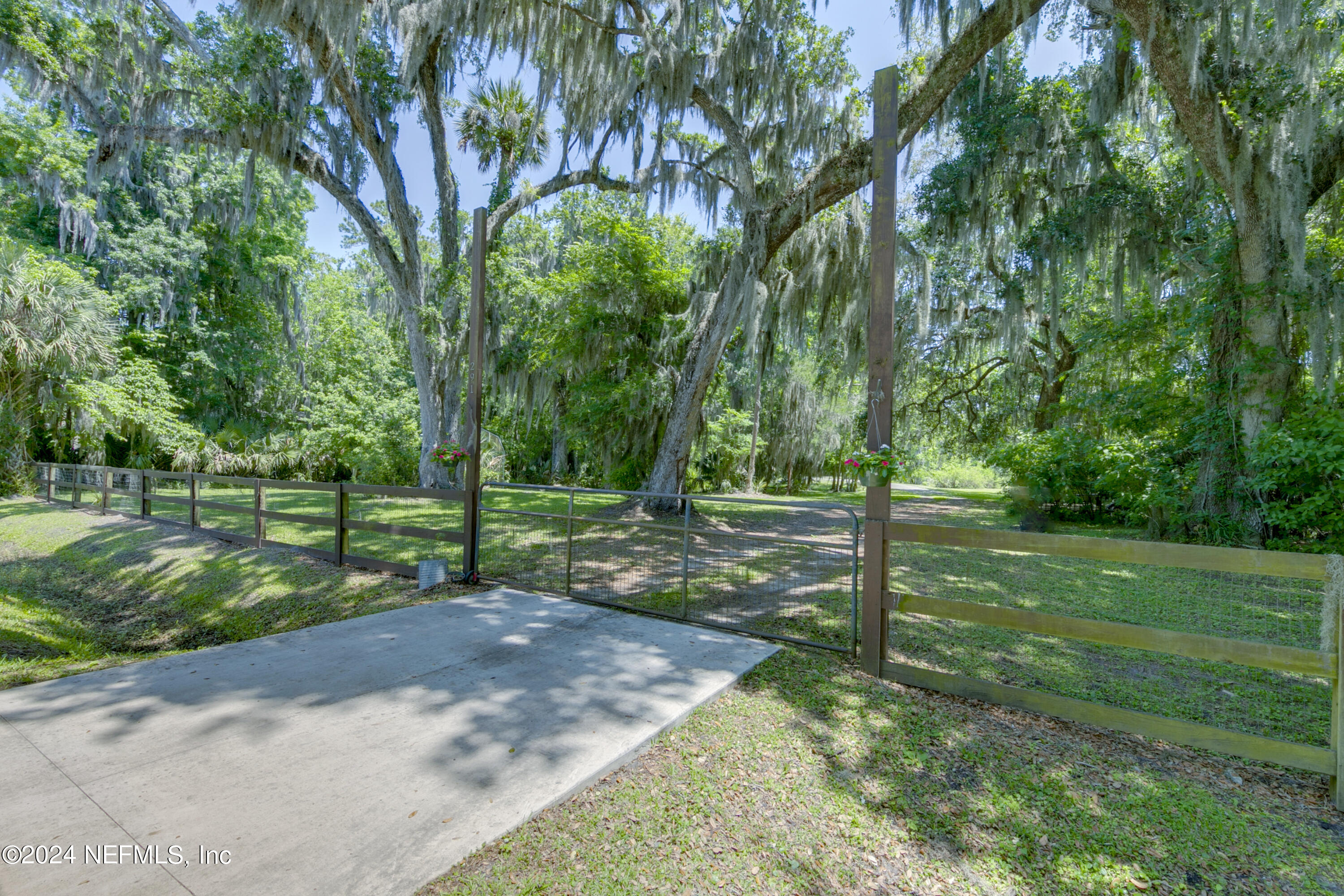 291 S WILDERNESS Trail