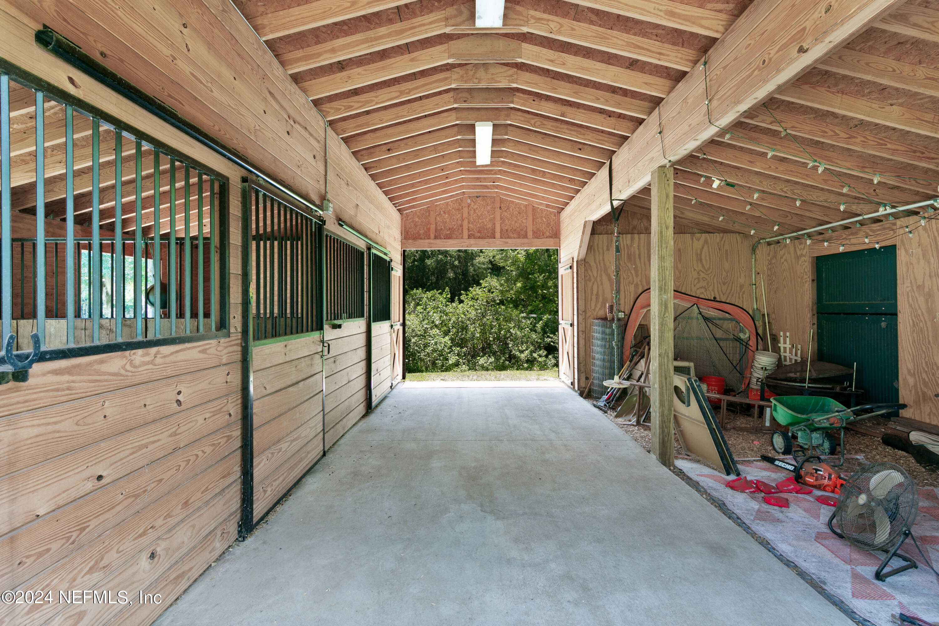 291 S WILDERNESS Trail