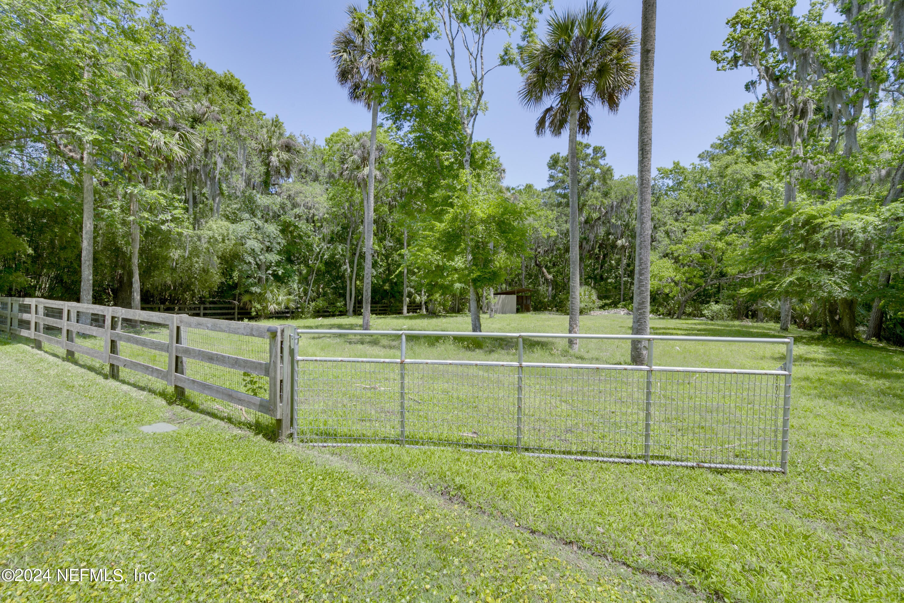 291 S WILDERNESS Trail