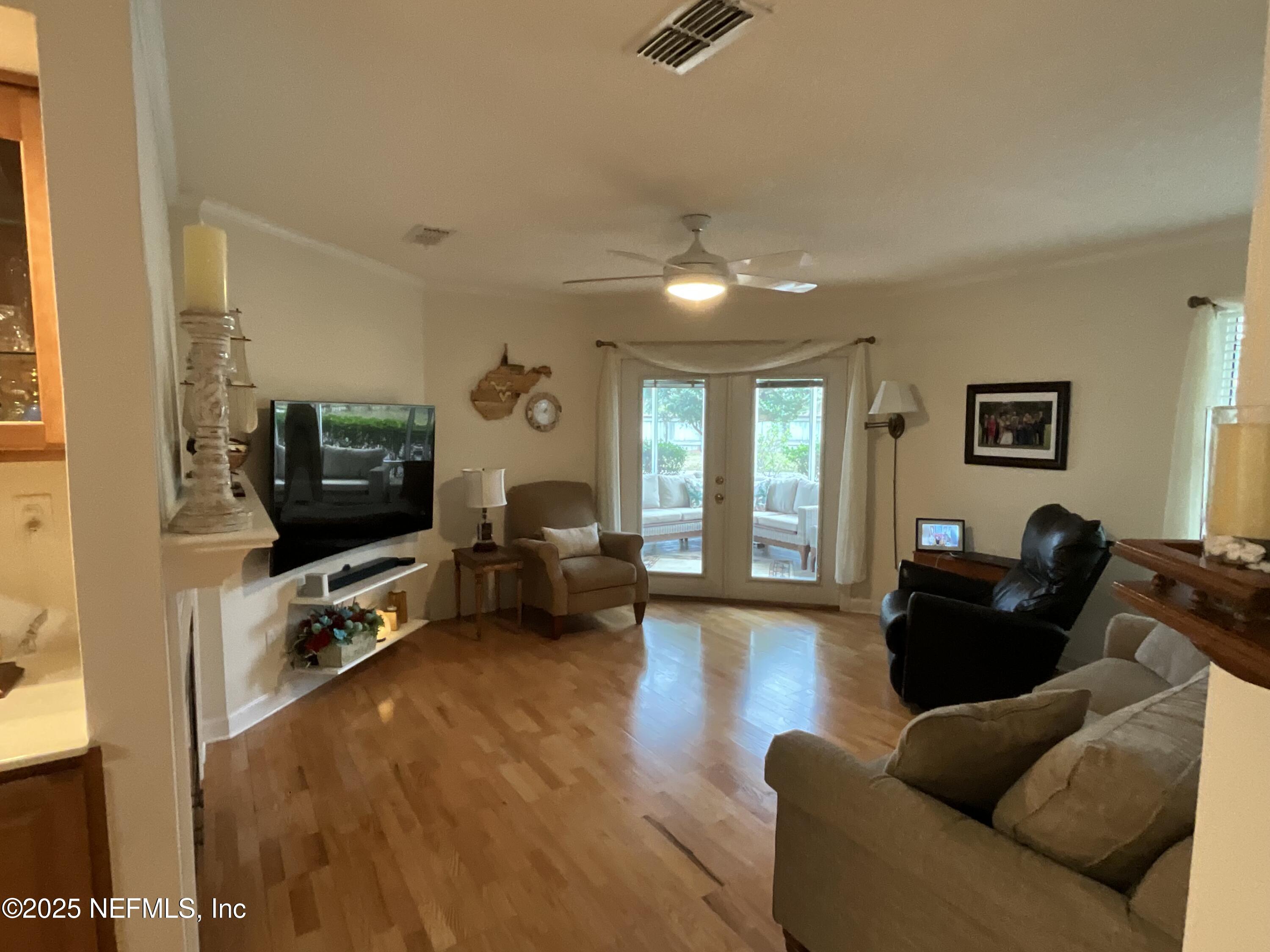 700 IRONWOOD Drive 717