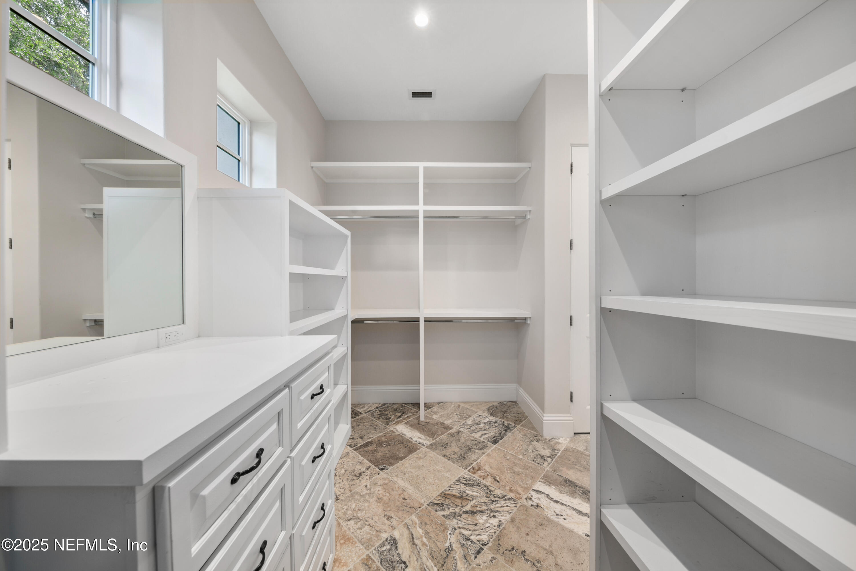 109 BENT OAK Drive