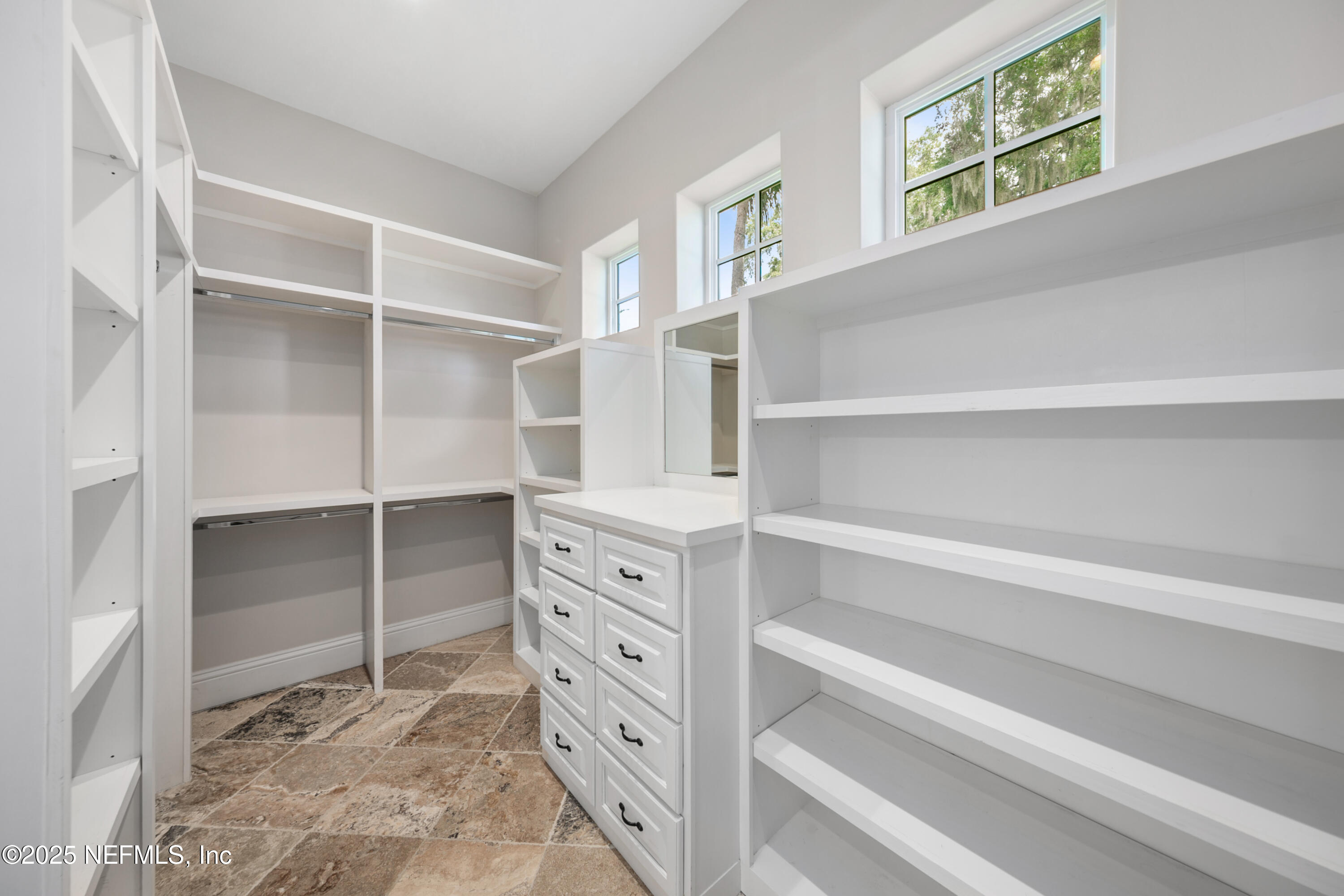 109 BENT OAK Drive