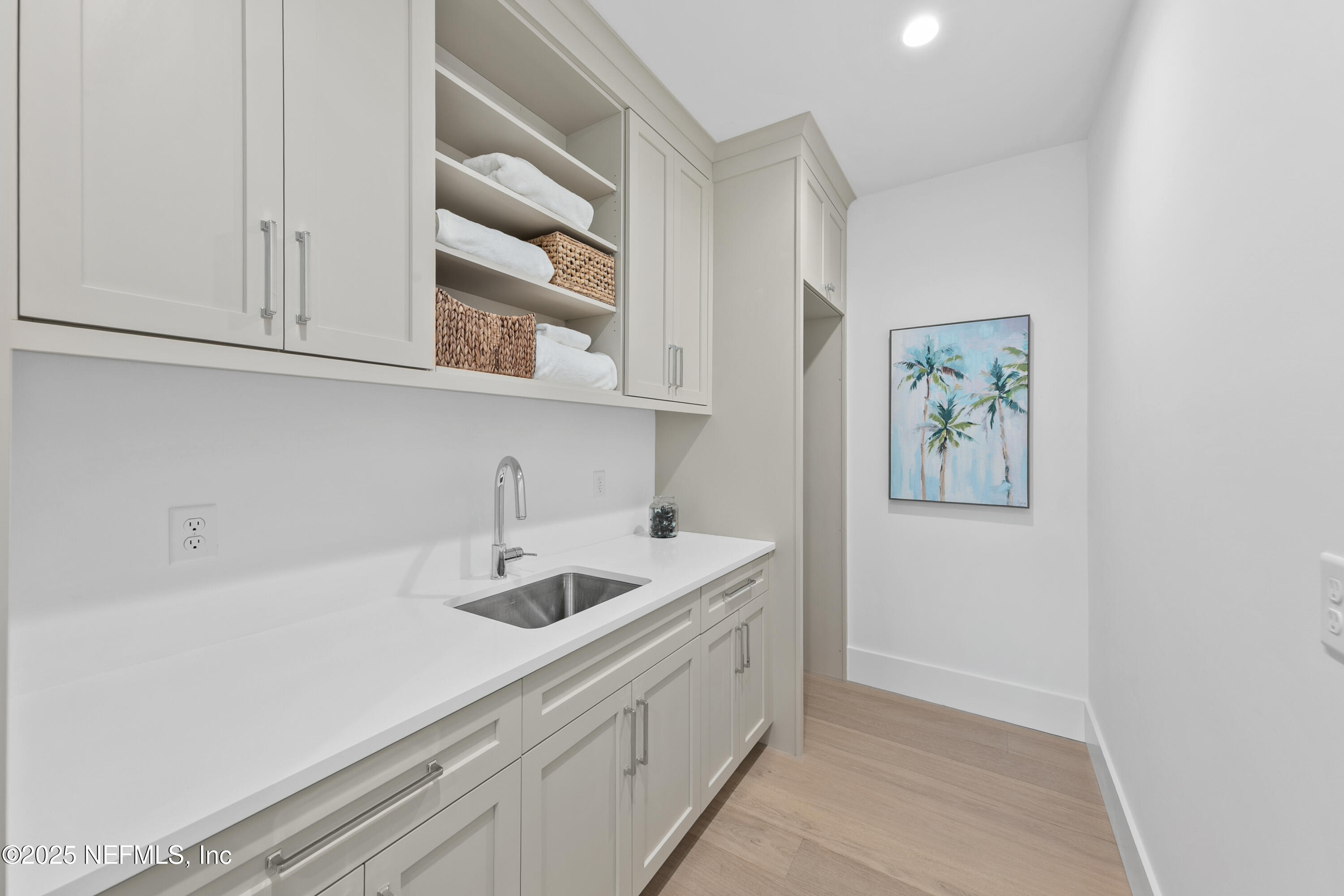 513 CANAL Road