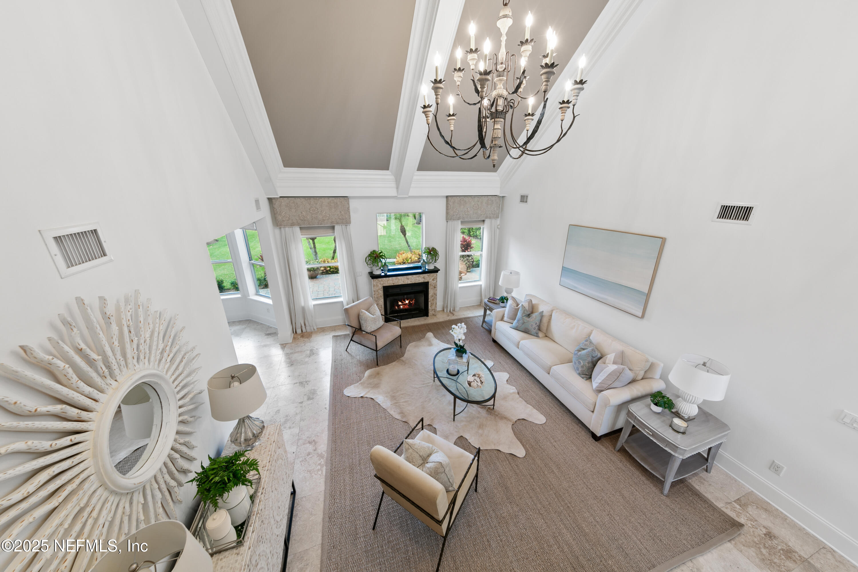 199 S ROSCOE Boulevard