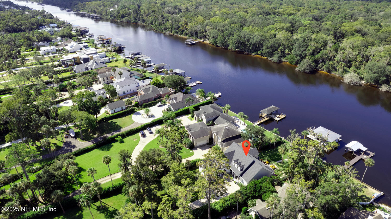 199 S ROSCOE Boulevard