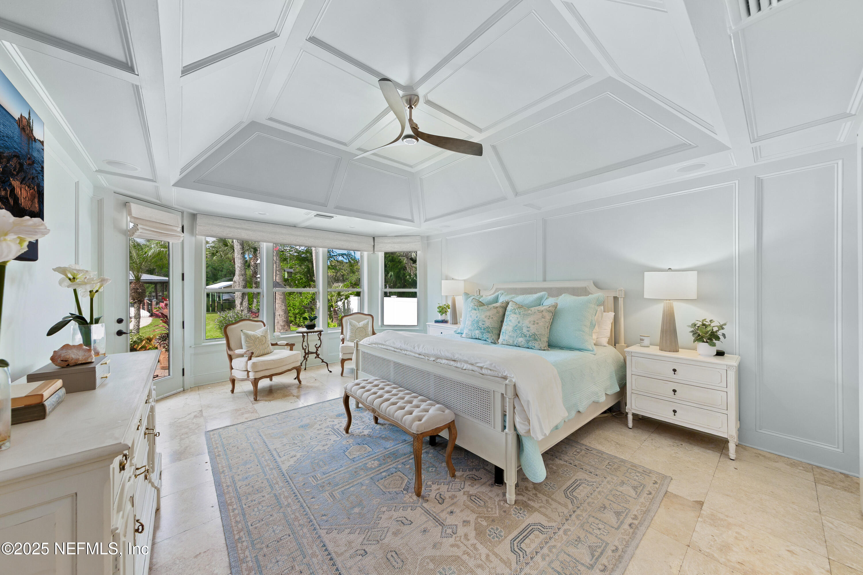 199 S ROSCOE Boulevard