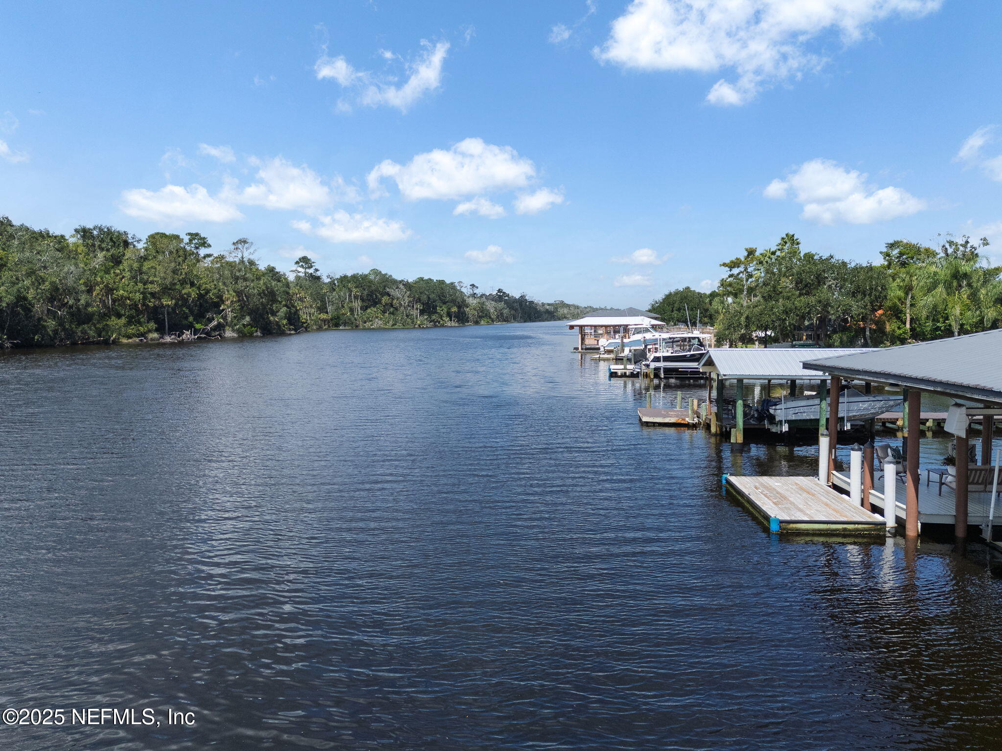 199 S ROSCOE Boulevard