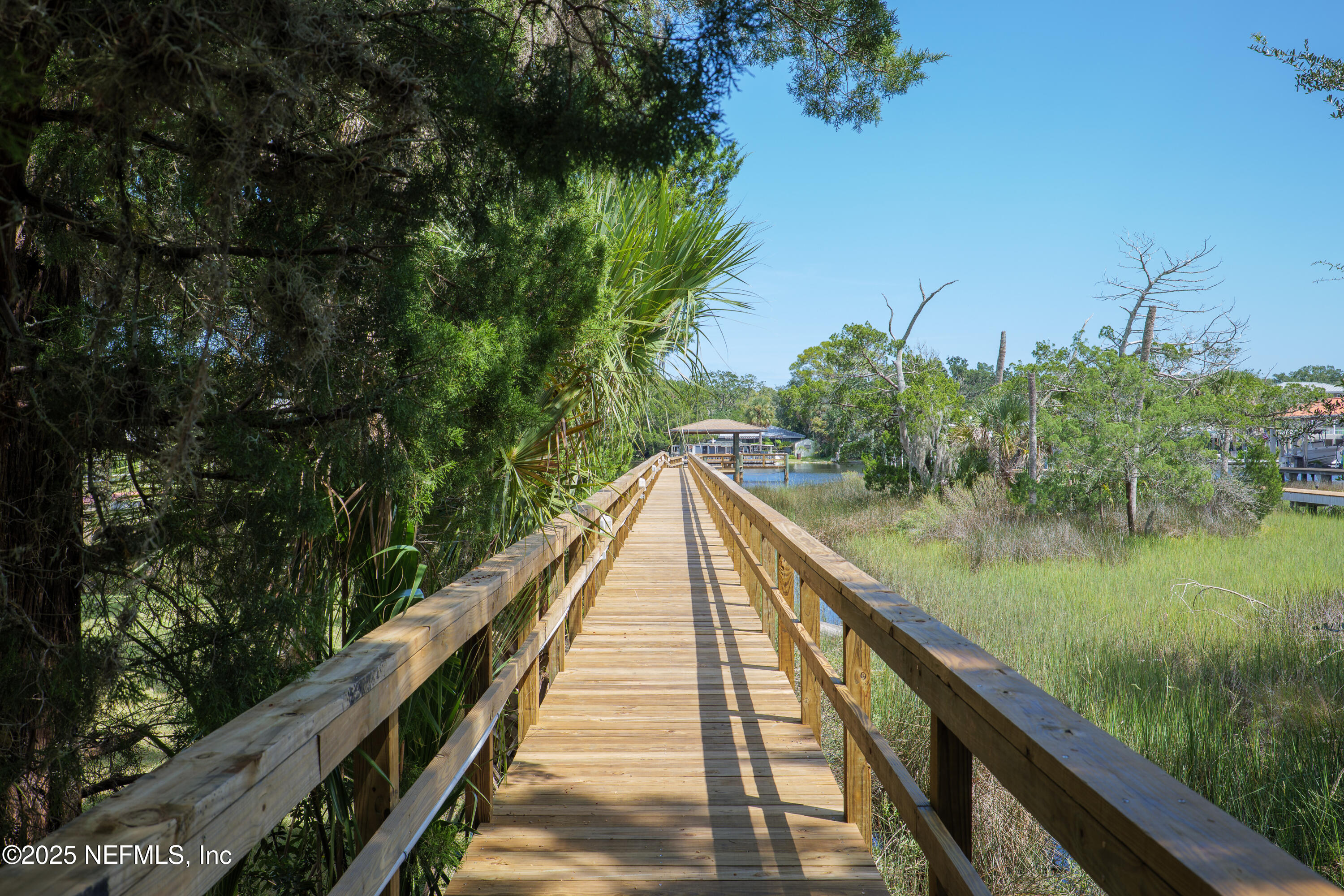 946 S HARBOR LIGHTS Drive