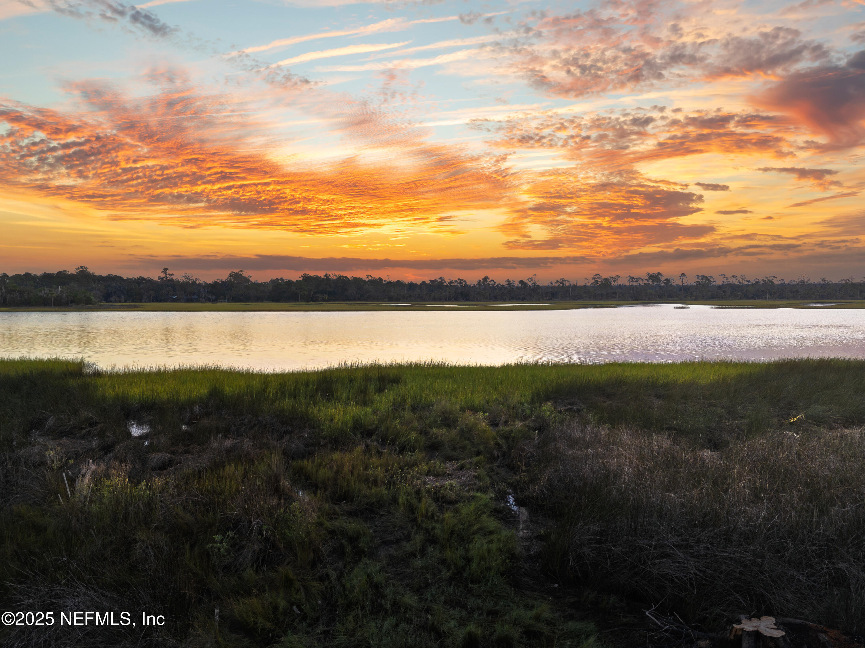 946 S HARBOR LIGHTS Drive