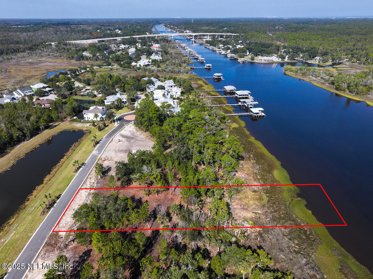 814 S HARBOR LIGHTS Drive