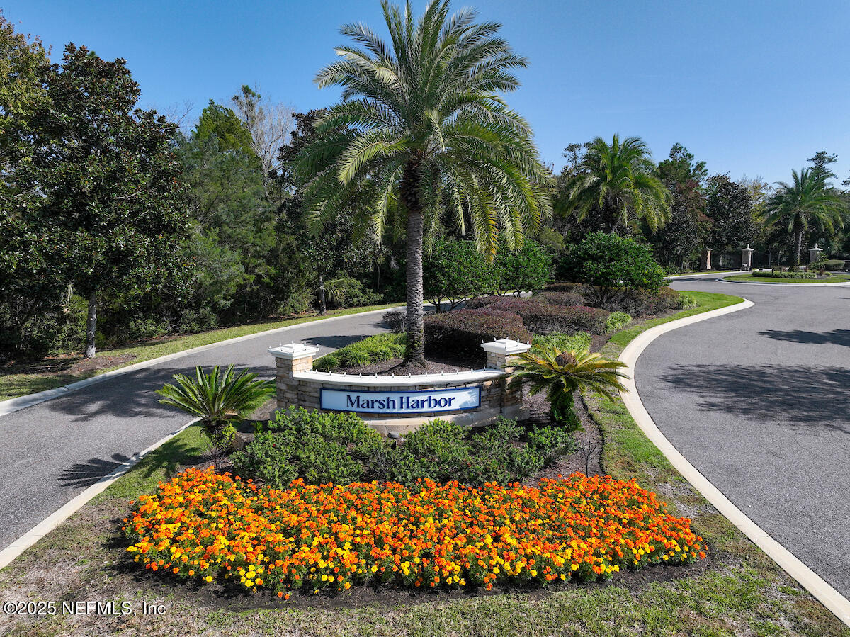 814 S HARBOR LIGHTS Drive