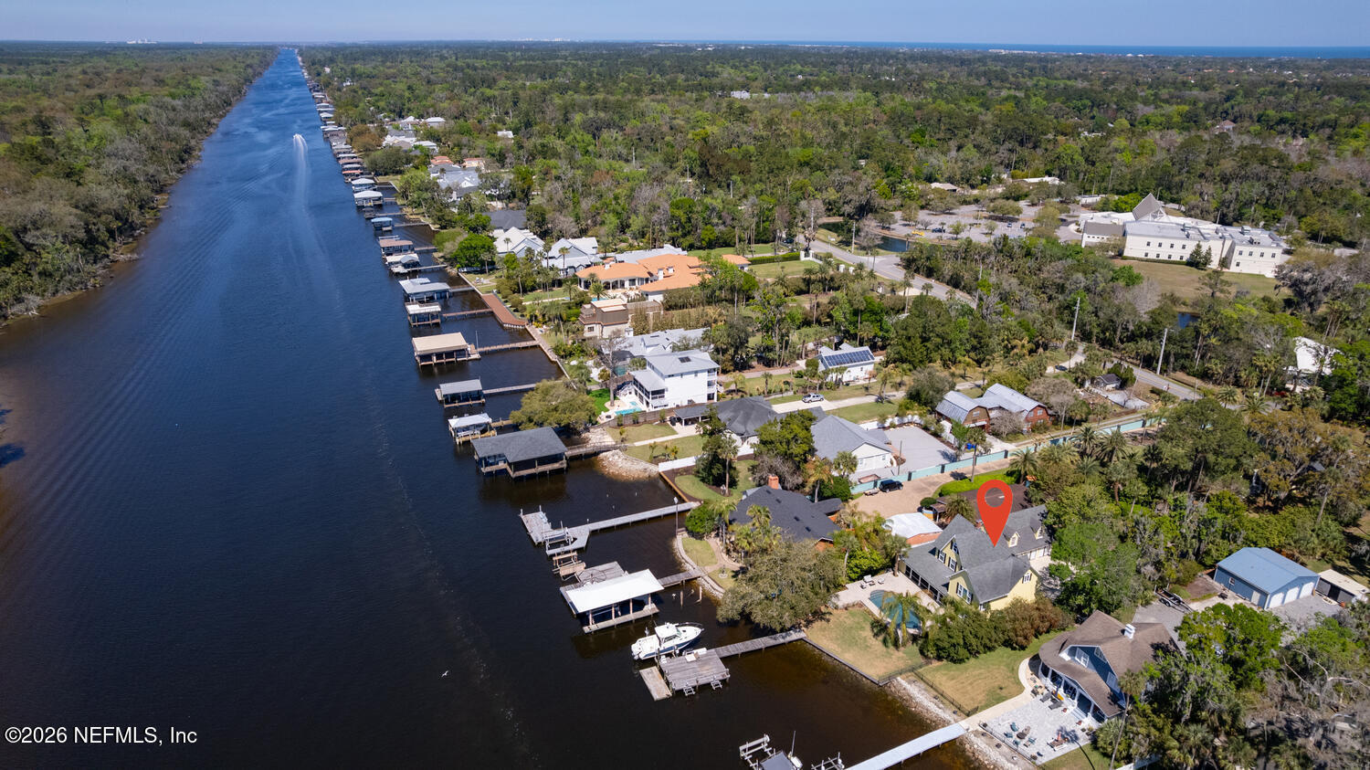 195 S ROSCOE Boulevard