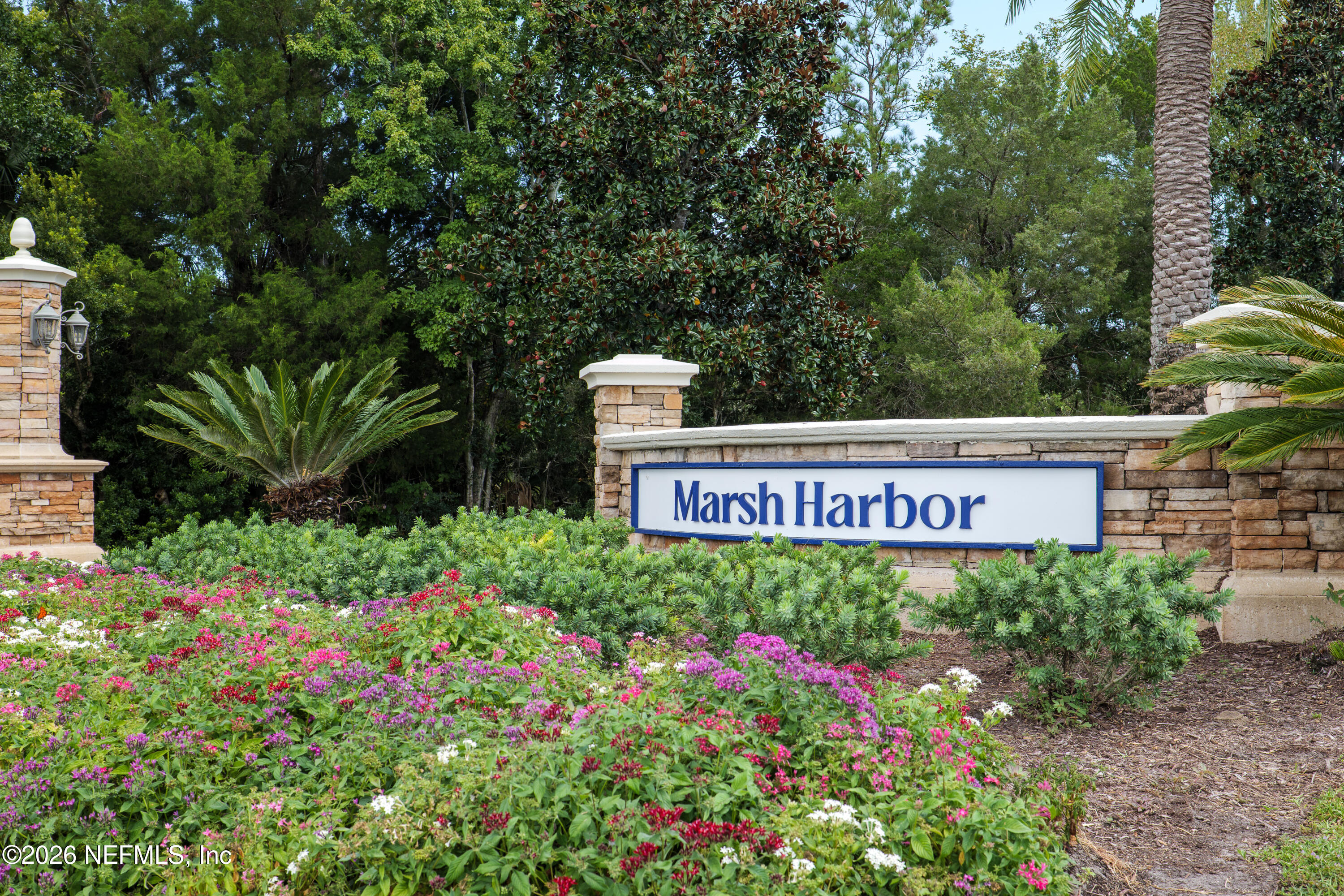 964/986 S HARBOR LIGHTS Drive