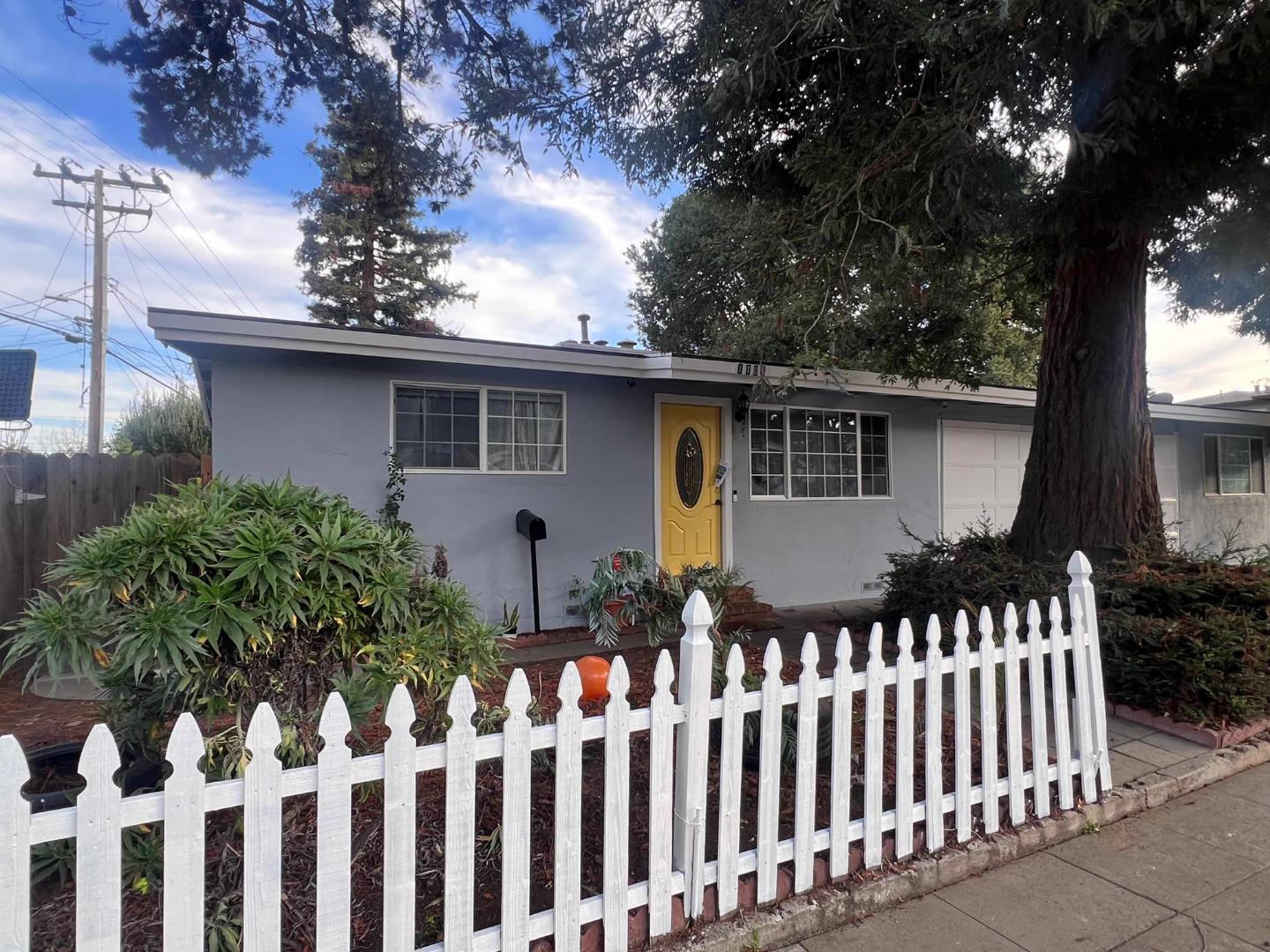1104 Del Norte Avenue