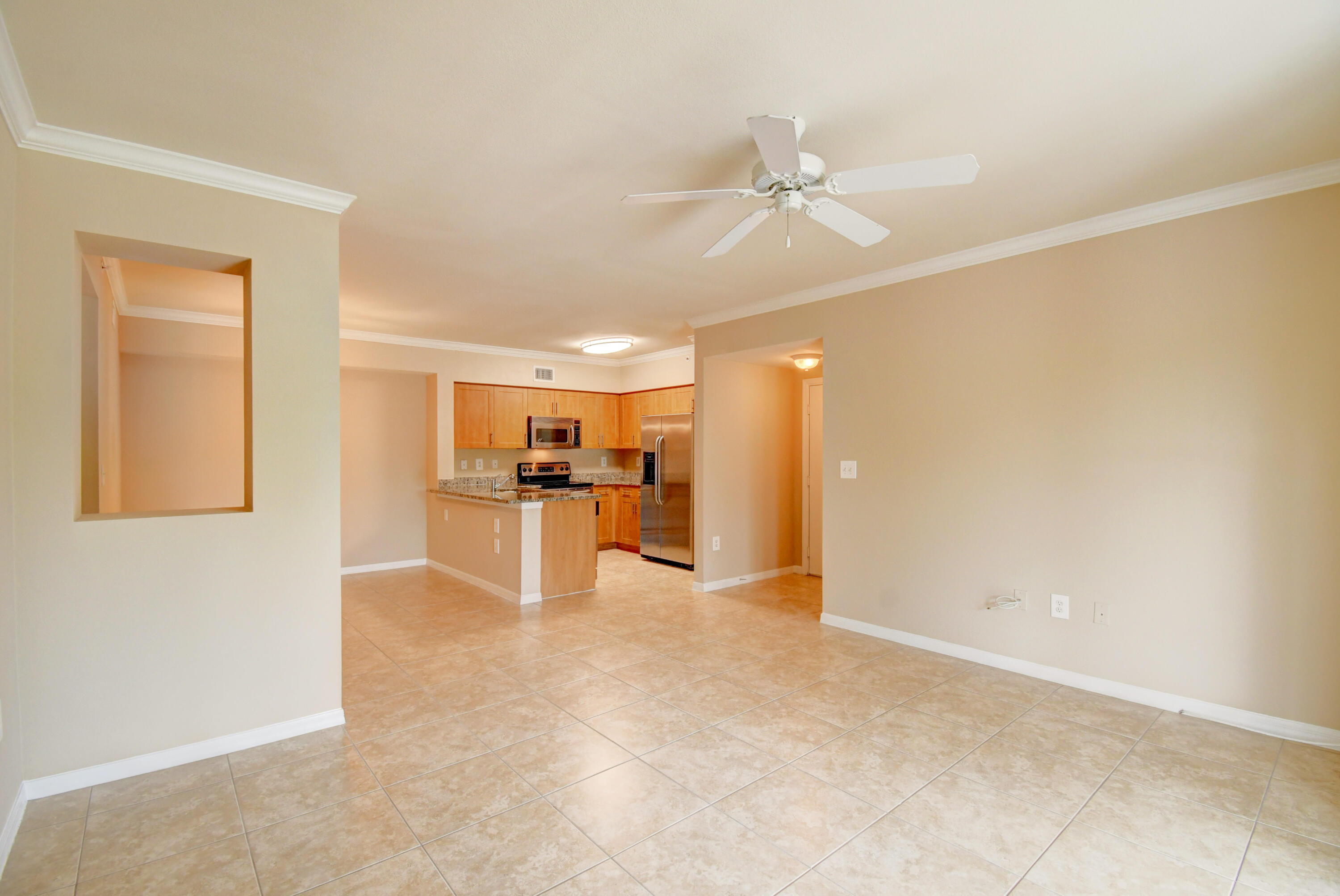 6505 Emerald Dunes Drive 201