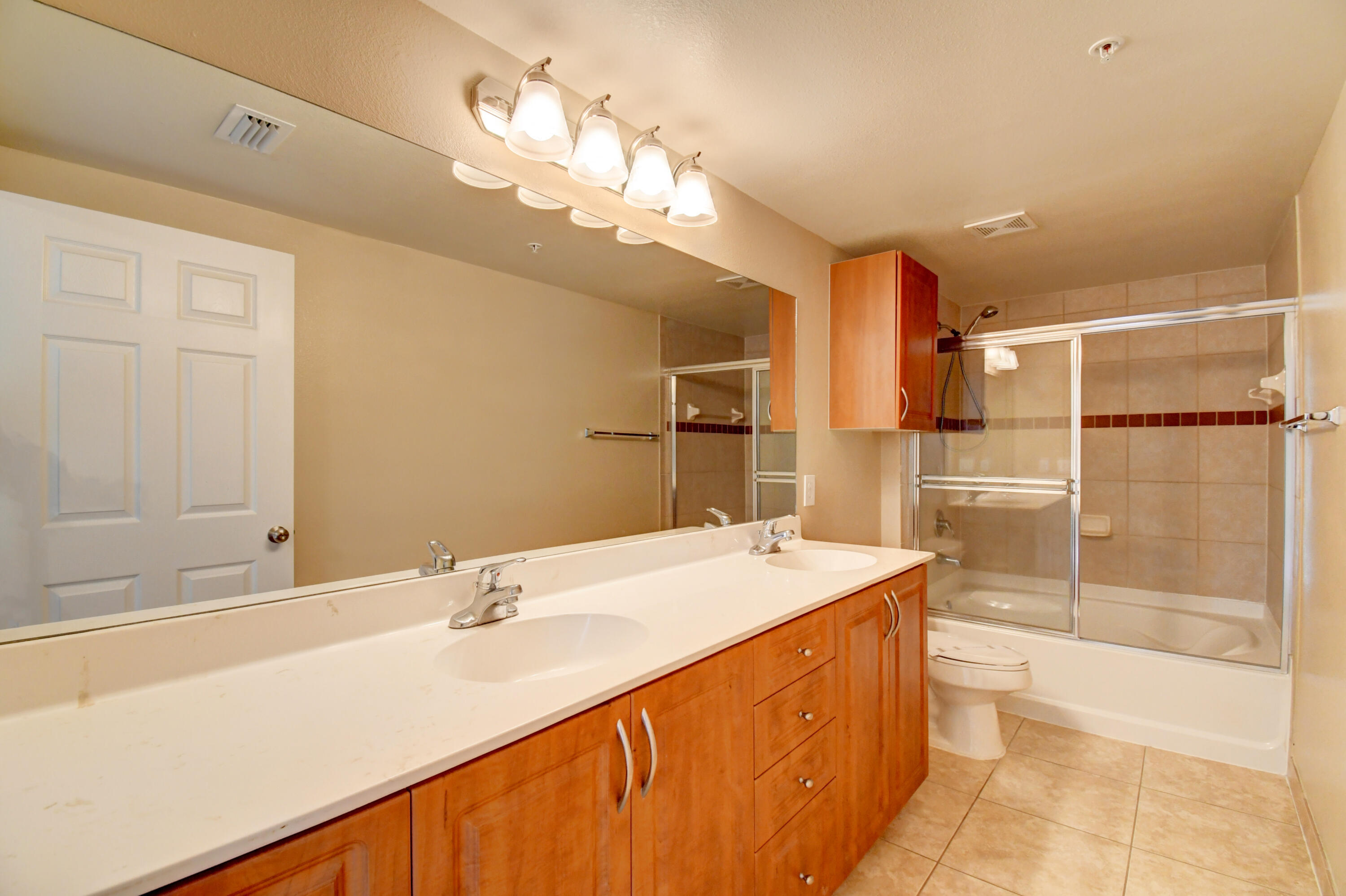 6505 Emerald Dunes Drive 201