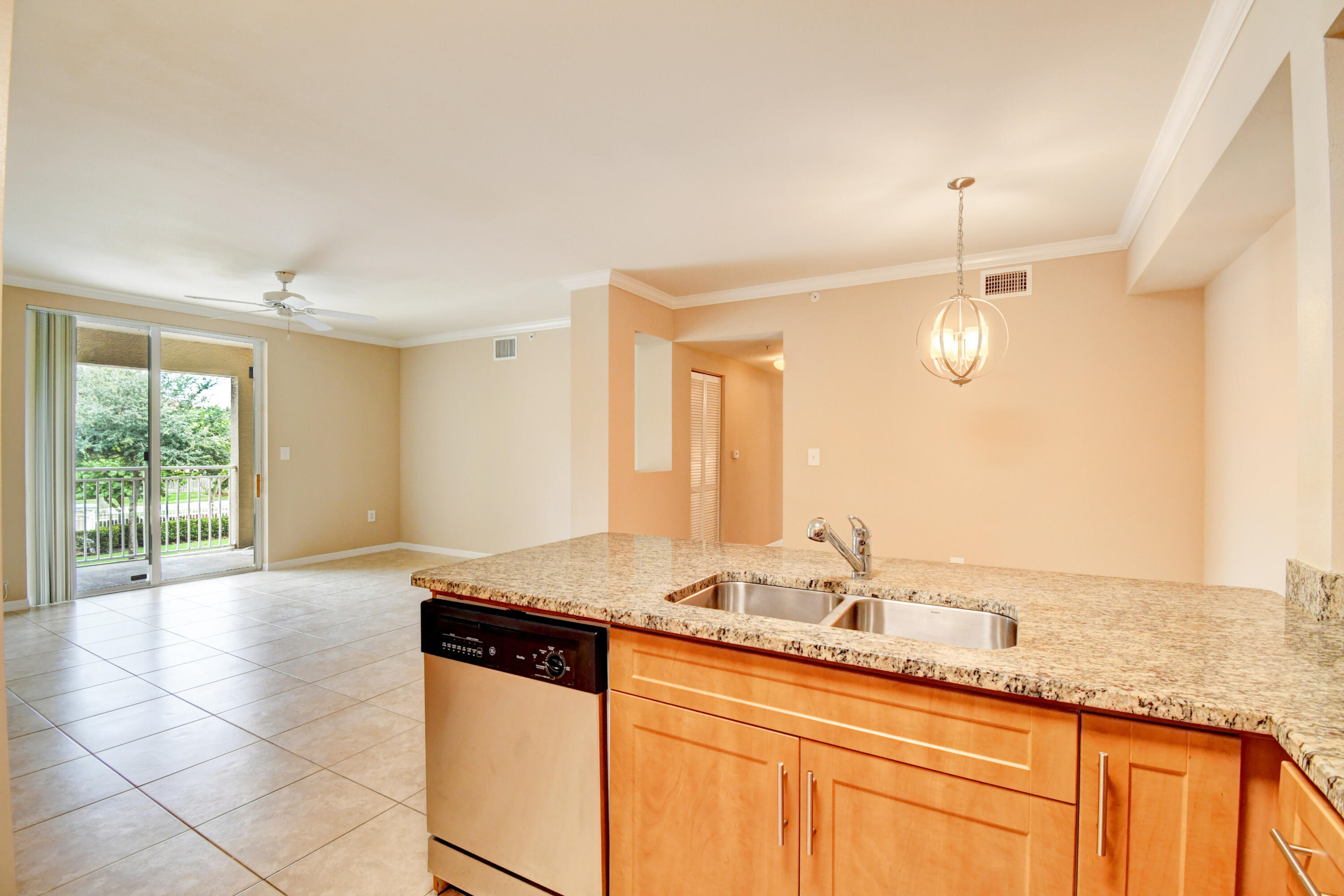 6505 Emerald Dunes Drive 201