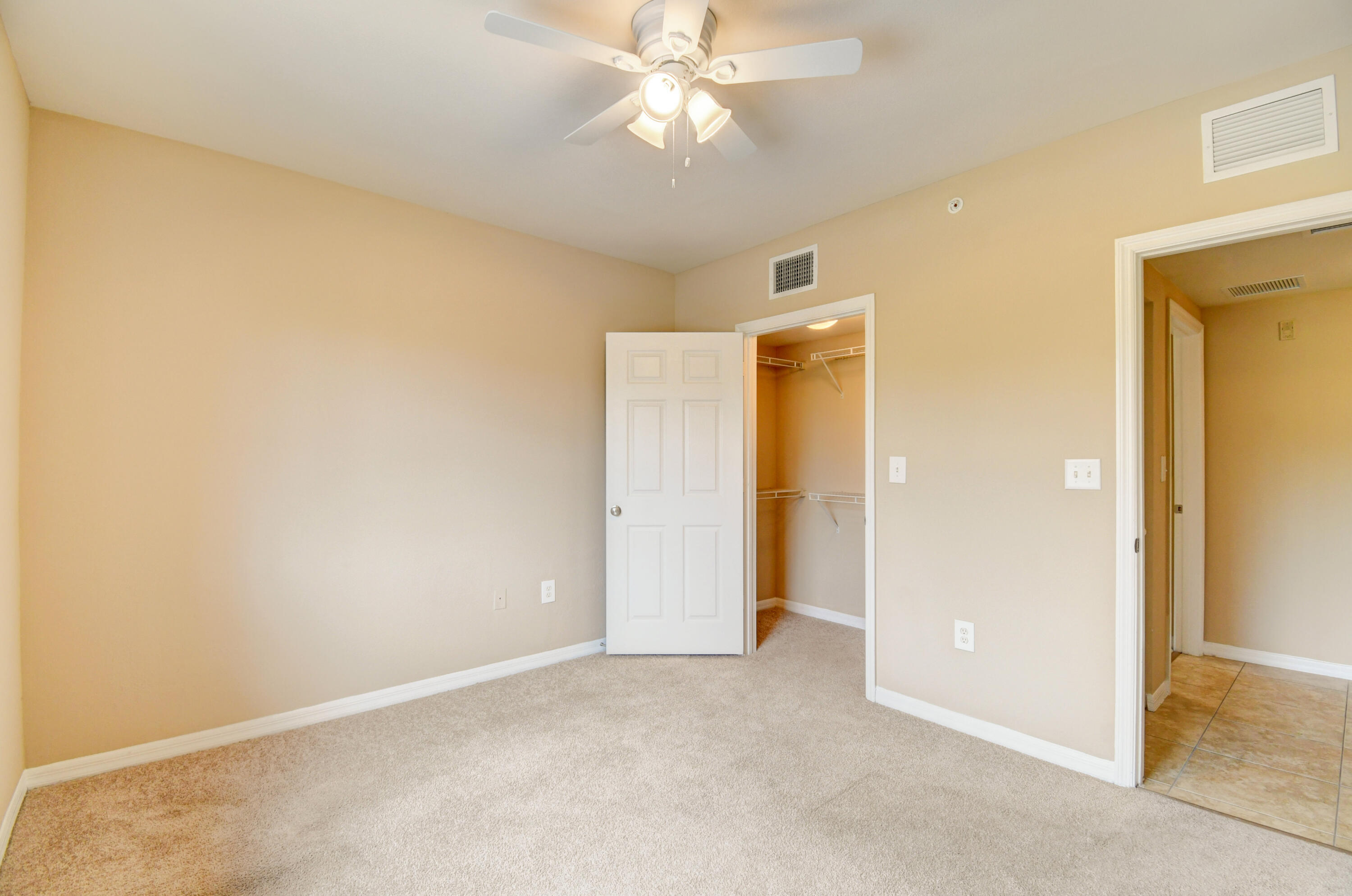 6505 Emerald Dunes Drive 201