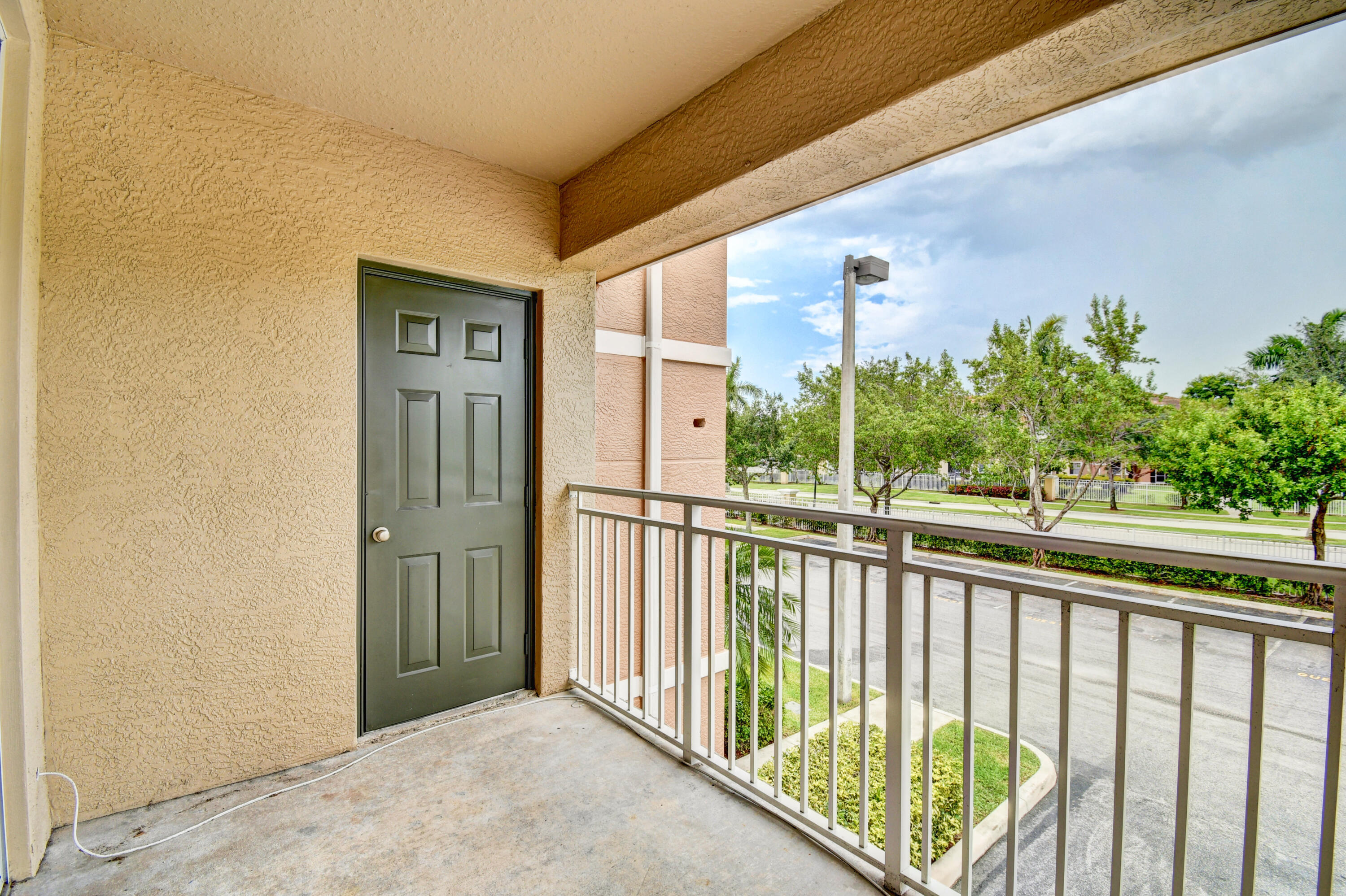 6505 Emerald Dunes Drive 201