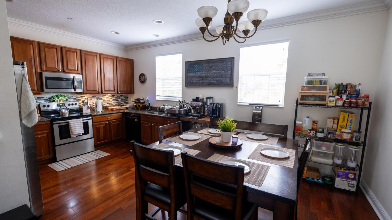 2502 N Dixie Highway Unit: 40