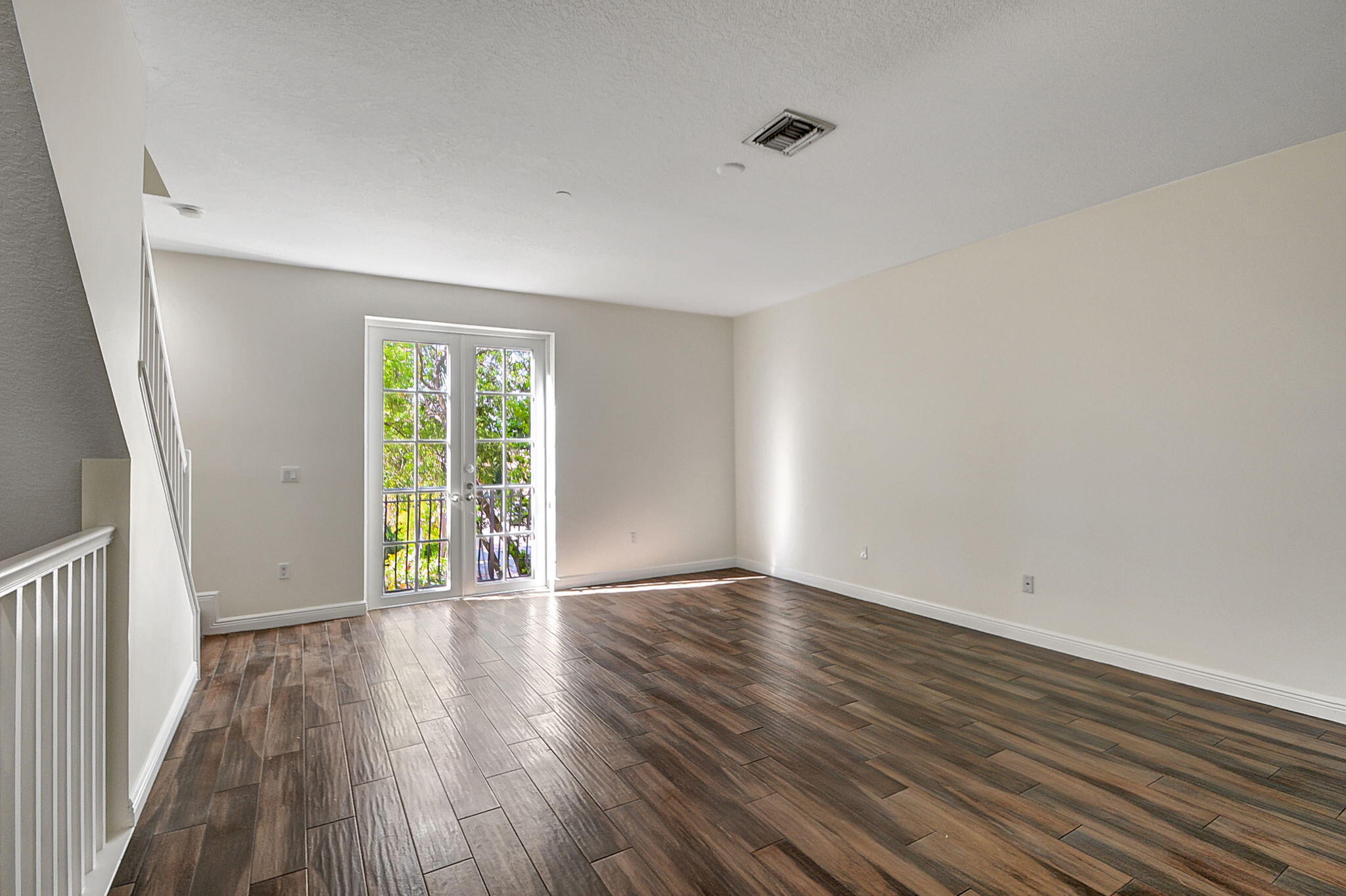 2502 N Dixie Highway 47