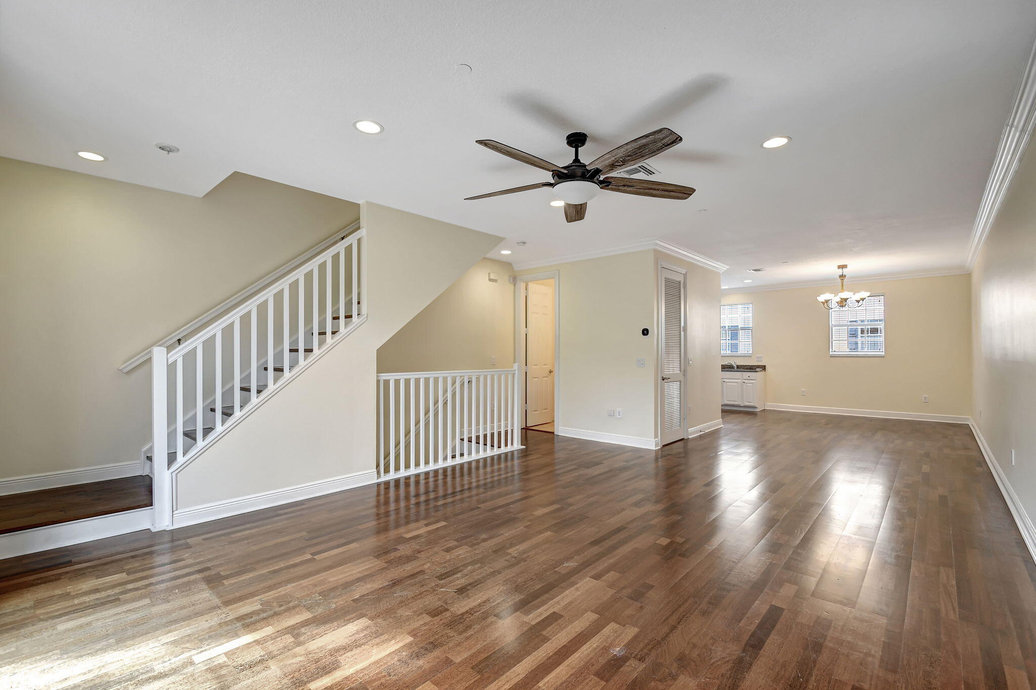 2502 N Dixie Highway 40